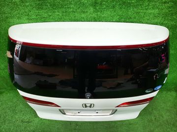 ДВЕРЬ ПЯТАЯ НА HONDA ELYSION RR2