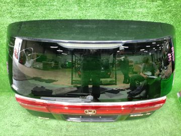 ДВЕРЬ ПЯТАЯ НА HONDA ELYSION RR2