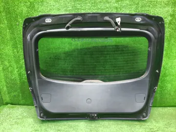 ДВЕРЬ ПЯТАЯ НА MAZDA AXELA BK5P