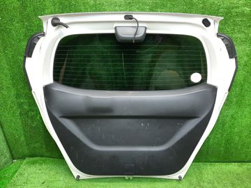 ДВЕРЬ ПЯТАЯ НА HONDA FREED GB3