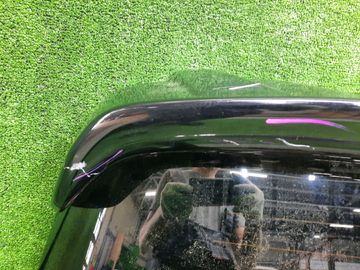 ДВЕРЬ ПЯТАЯ НА HONDA STEPWGN RK5