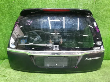 ДВЕРЬ ПЯТАЯ НА HONDA STREAM RN1
