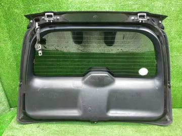 ДВЕРЬ ПЯТАЯ НА HONDA STREAM RN1