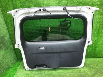 ДВЕРЬ ПЯТАЯ НА MAZDA MPV LW3W