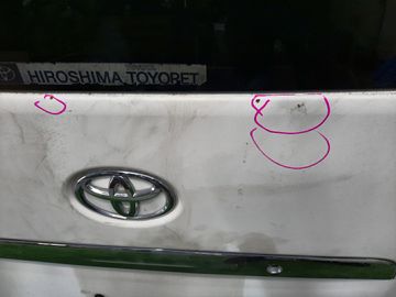 ДВЕРЬ ПЯТАЯ НА TOYOTA HIACE KDH201