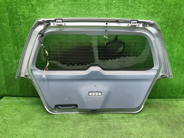 ДВЕРЬ ПЯТАЯ НА HONDA ODYSSEY RA6