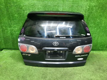 ДВЕРЬ ПЯТАЯ НА TOYOTA CALDINA ST215