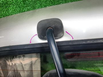 ДВЕРЬ ПЯТАЯ НА TOYOTA HIACE KZH100