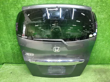 ДВЕРЬ ПЯТАЯ НА HONDA FREED GB3