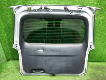 ДВЕРЬ ПЯТАЯ НА MAZDA MPV LW3W