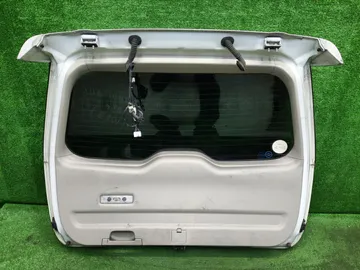 ДВЕРЬ ПЯТАЯ НА MITSUBISHI GRANDIS NA4W