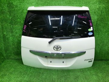 ДВЕРЬ ПЯТАЯ НА TOYOTA ISIS ZGM15G