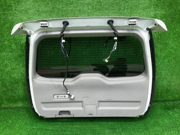 ДВЕРЬ ПЯТАЯ НА MITSUBISHI GRANDIS NA4W