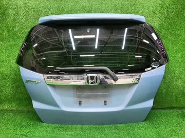 ДВЕРЬ ПЯТАЯ НА HONDA FIT GP1