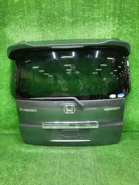 ДВЕРЬ ПЯТАЯ НА HONDA STEPWGN RK6