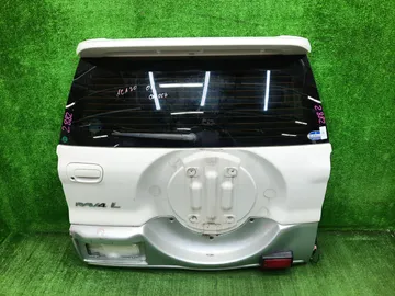 ДВЕРЬ ПЯТАЯ НА TOYOTA RAV4 ACA20W