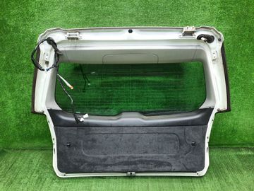 ДВЕРЬ ПЯТАЯ НА SUBARU LEGACY BH5