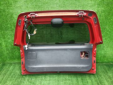 ДВЕРЬ ПЯТАЯ НА NISSAN WINGROAD Y11