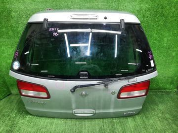 ДВЕРЬ ПЯТАЯ НА NISSAN LIBERTY RM12