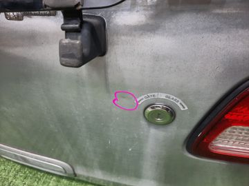 ДВЕРЬ ПЯТАЯ НА NISSAN LIBERTY RM12