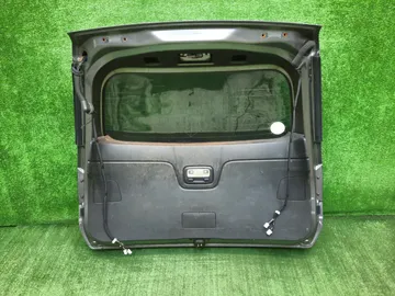 ДВЕРЬ ПЯТАЯ НА NISSAN WINGROAD Y12