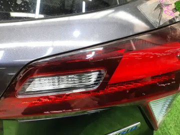 ДВЕРЬ ПЯТАЯ НА HONDA VEZEL RU3