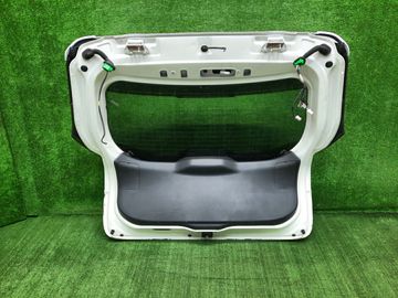 ДВЕРЬ ПЯТАЯ НА TOYOTA YARIS CROSS MXPJ10