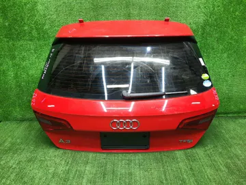 ДВЕРЬ ПЯТАЯ НА AUDI A3 8V