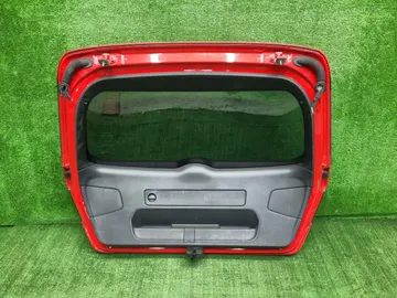 ДВЕРЬ ПЯТАЯ НА AUDI A3 8V