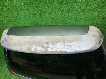 ДВЕРЬ ПЯТАЯ НА NISSAN WINGROAD Y11