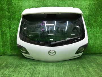 ДВЕРЬ ПЯТАЯ НА MAZDA AXELA BK3P