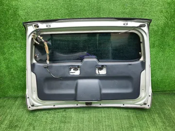 ДВЕРЬ ПЯТАЯ НА HONDA HR-V GH2