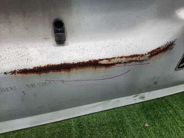 ДВЕРЬ ПЯТАЯ НА TOYOTA HIACE RZH122V