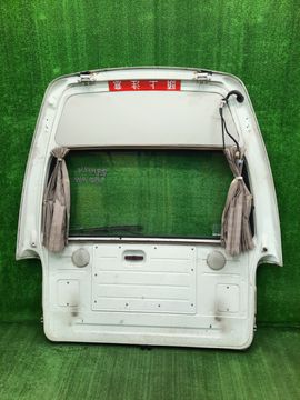 ДВЕРЬ ПЯТАЯ НА TOYOTA HIACE RZH122V