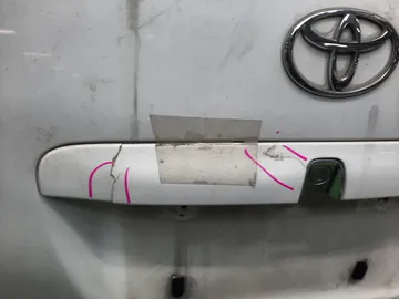 ДВЕРЬ ПЯТАЯ НА TOYOTA CALDINA ST210G