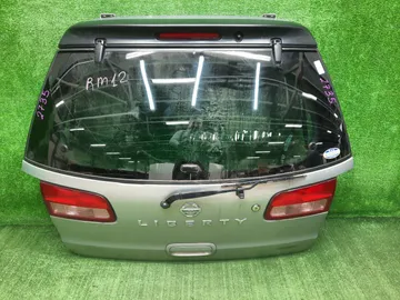 ДВЕРЬ ПЯТАЯ НА NISSAN LIBERTY RM12