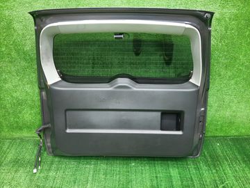 ДВЕРЬ ПЯТАЯ НА SUZUKI ESCUDO TDA4W