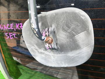 ДВЕРЬ ПЯТАЯ НА TOYOTA HIACE KZH100G