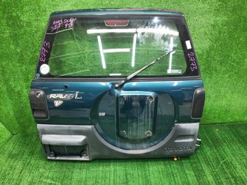 ДВЕРЬ ПЯТАЯ НА TOYOTA RAV4 SXA11W