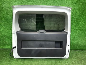 ДВЕРЬ ПЯТАЯ НА SUZUKI ESCUDO TD54W