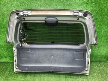 ДВЕРЬ ПЯТАЯ НА NISSAN WINGROAD Y11