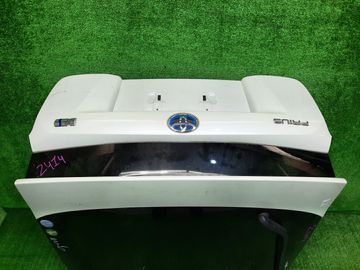 ДВЕРЬ ПЯТАЯ НА TOYOTA PRIUS ZVW51
