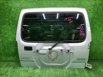 ДВЕРЬ ПЯТАЯ НА SUZUKI JIMNY JB23W