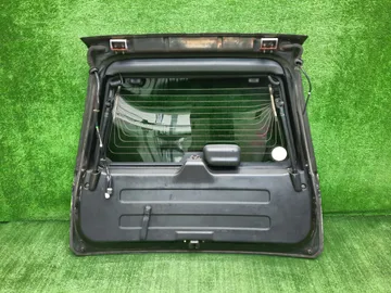 ДВЕРЬ ПЯТАЯ НА NISSAN CUBE Z10