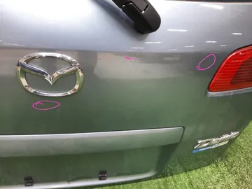 ДВЕРЬ ПЯТАЯ НА MAZDA DEMIO DY3W