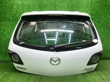 ДВЕРЬ ПЯТАЯ НА MAZDA AXELA BK5P
