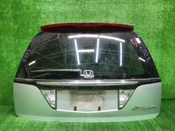 ДВЕРЬ ПЯТАЯ НА HONDA STREAM RN2