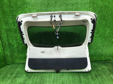 ДВЕРЬ ПЯТАЯ НА TOYOTA HARRIER MCU36W