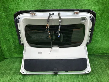 ДВЕРЬ ПЯТАЯ НА TOYOTA HARRIER MCU35W