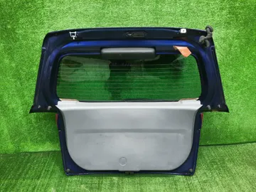 ДВЕРЬ ПЯТАЯ НА MAZDA DEMIO DY3W